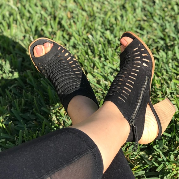 Paul Green Shoes - PAUL GREEN♥️Rosa Peep Toe sandal US size 5.5